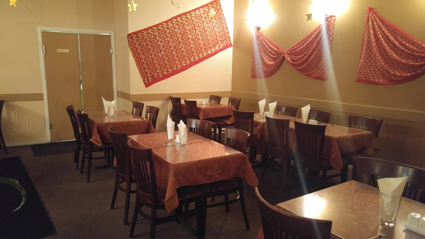 Experience authentic Indian cuisine at India Palace Restaurant & Sweets in Calgary